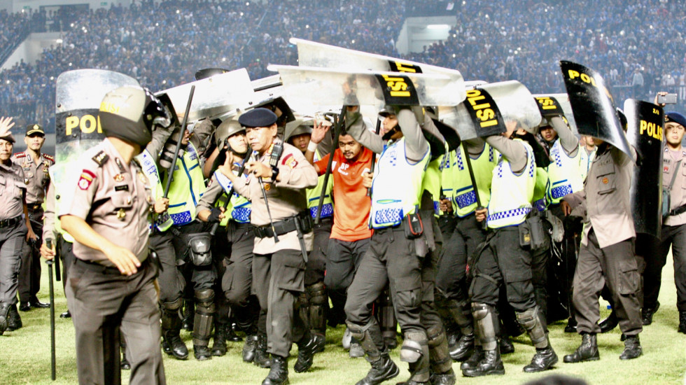 “Persija Vs Persib: Bukan Laga Klasik….”